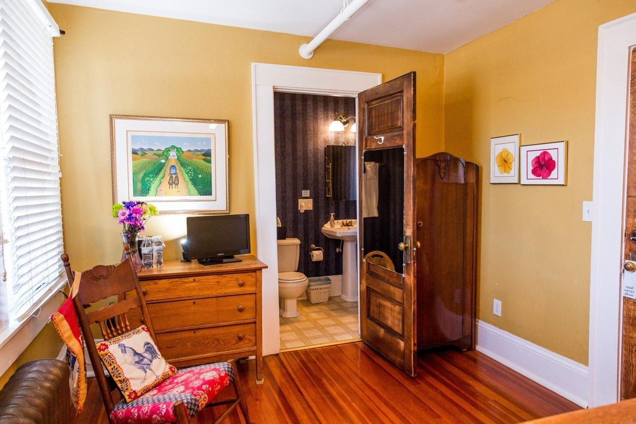 The Henderson Bed & Breakfast Hendersonville Ngoại thất bức ảnh