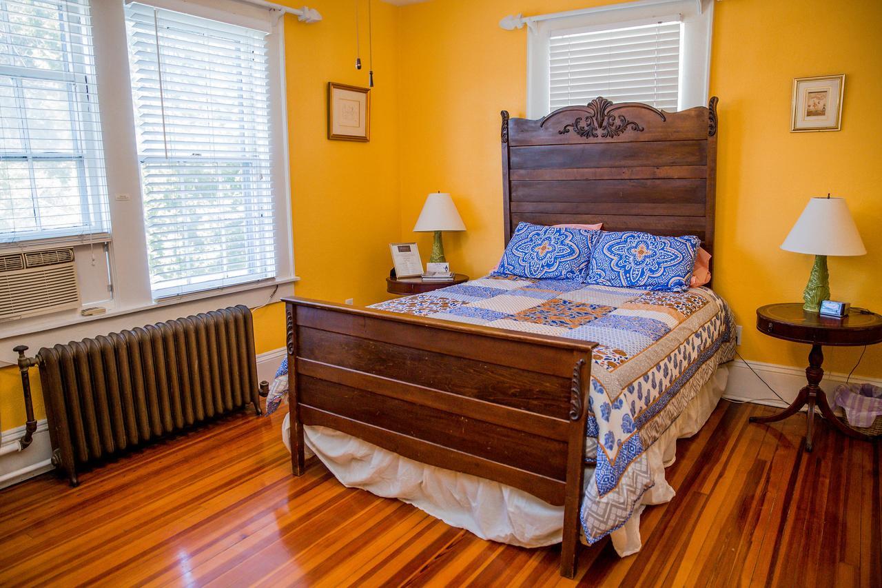 The Henderson Bed & Breakfast Hendersonville Ngoại thất bức ảnh