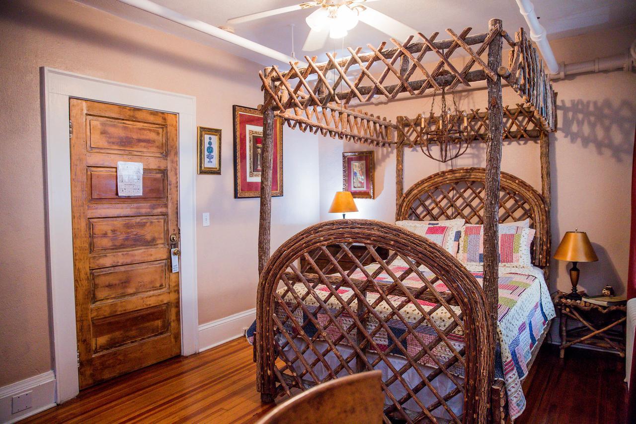 The Henderson Bed & Breakfast Hendersonville Ngoại thất bức ảnh